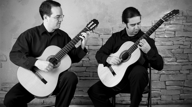 Le  Duo de guitares Memento au prochain  Caffè musica